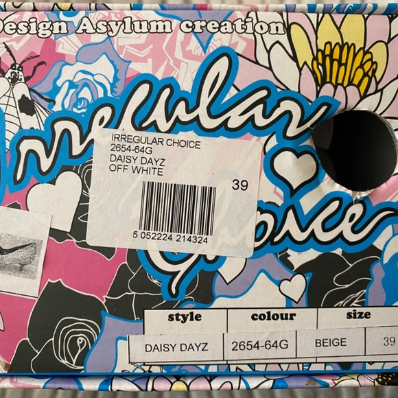 Irregular Choice Daisy Dayz cream kitten heels 39/8 - Picture 4 of 6